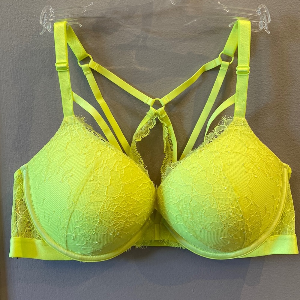NWT! Victoria’s Secret neon yellow push up bra